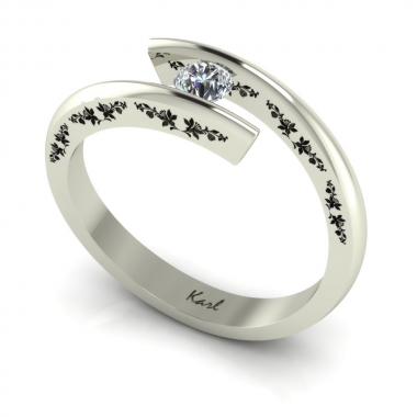 Mimi Eden engagement ring